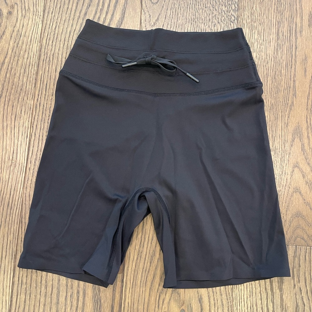 LSKD Resistance Mid Length Shorts Ultra High Rise S Small EUC
